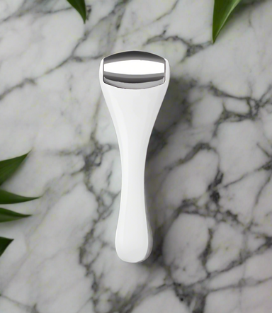 face roller with a green circular border on a white background