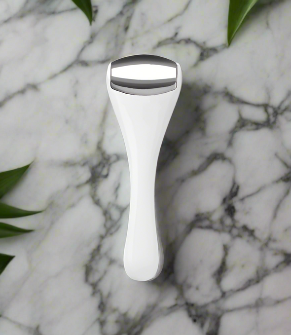 face roller with a green circular border on a white background